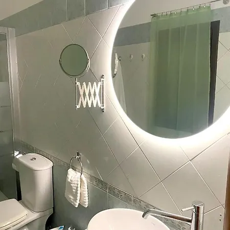 Charming In With Fenced Garden * Lido di Noto